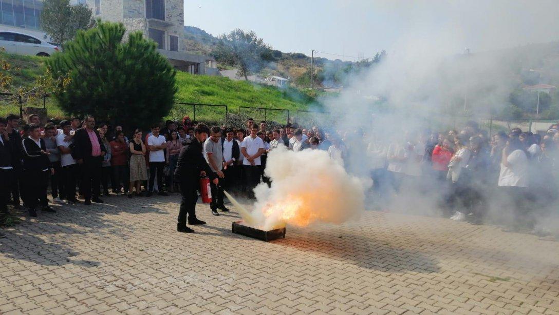 Reha Midilli Anadolu Lisesi Yangın Tatbikatı Yaptı