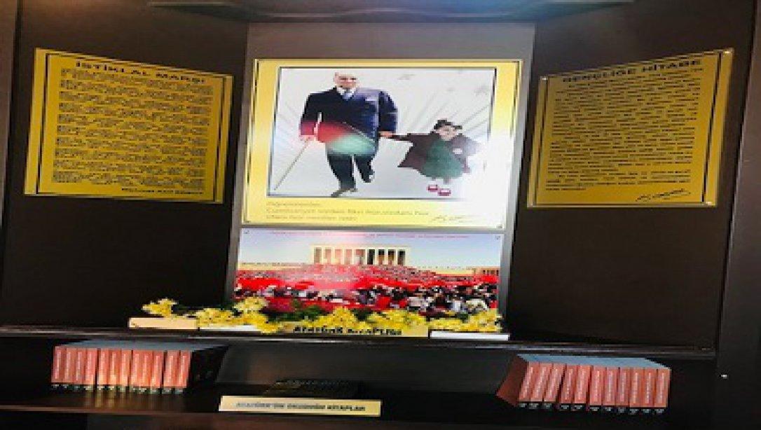 Foça İlçe Milli Eğitim Müdürlüğü 10 Kasım Atatürk'ü Anma Töreni Gerçekleştirildi.