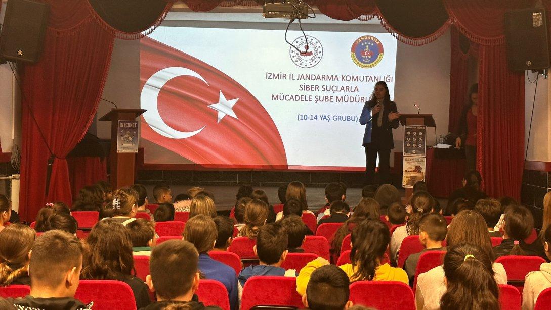 İlçemiz okullarında 'Siber Suç Farkındalık ve Bilinçlendirme'  semineri düzenlendi.
