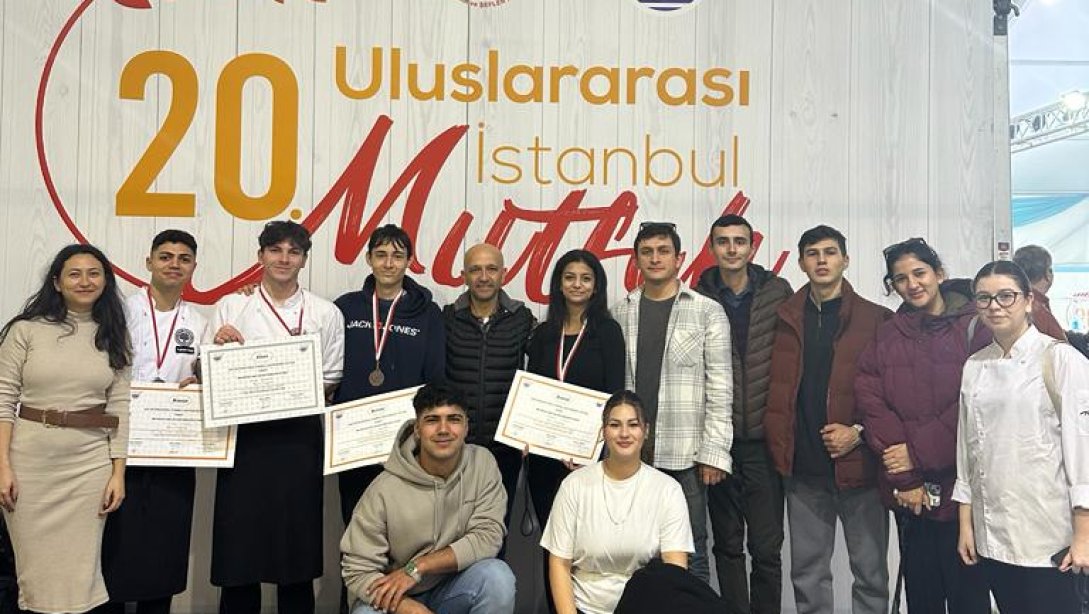 Halim Foçalı Mesleki ve Teknik Anadolu Lisesi, Uluslararası İstanbul Mutfak ve Gastronomi Şenliğinde Büyük Başarı Kazandı.
