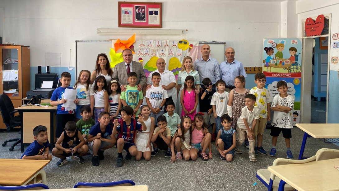 Bedia Midilli İlkokulu'nda Karne Heyecanı Yaşandı